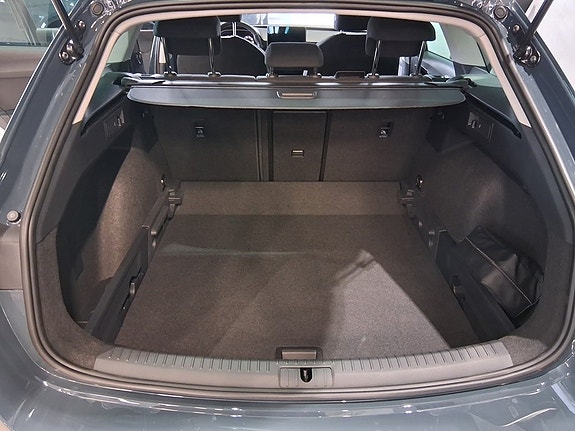 Seat Leon 11 of 17