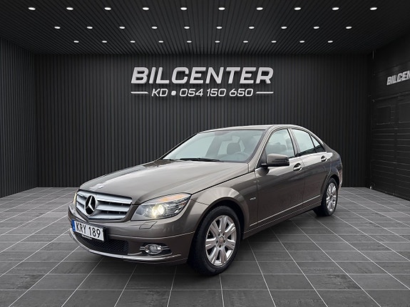 Mercedes-Benz C200 3 of 5