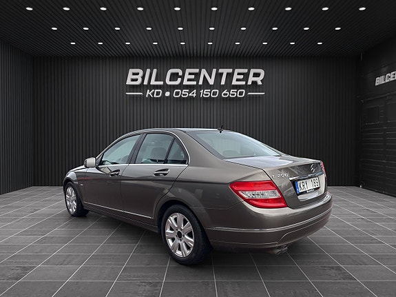 Mercedes-Benz C200 6 of 22