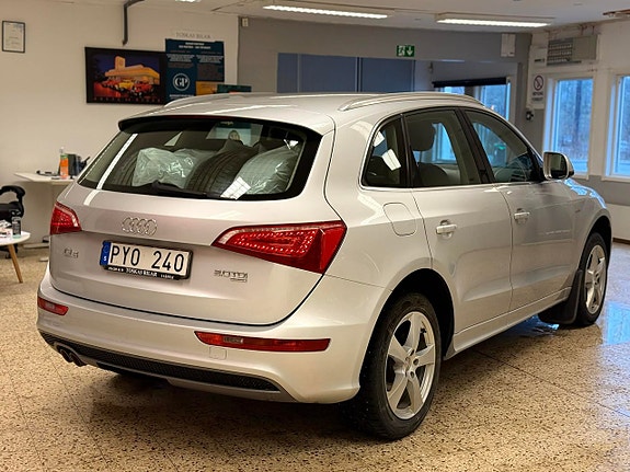 Audi Q5 4 of 5