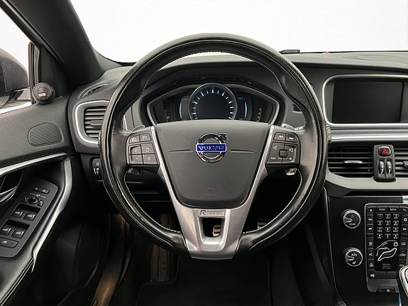 Volvo V40 10 of 26
