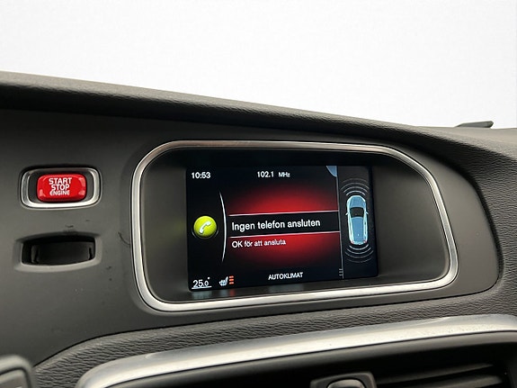 Volvo V40 15 of 26