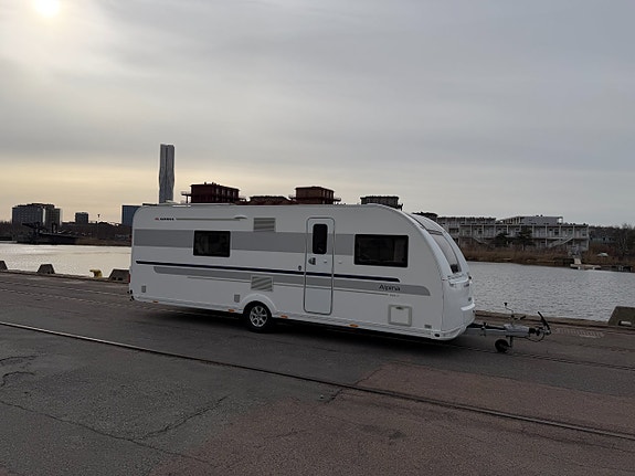 Adria ALPINA 663 UK Barnkammare