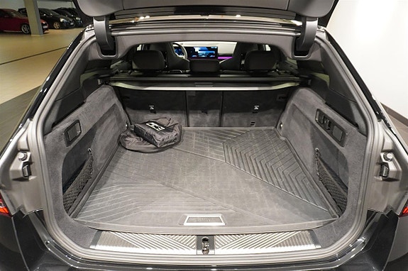 BMW 550e 7 of 21