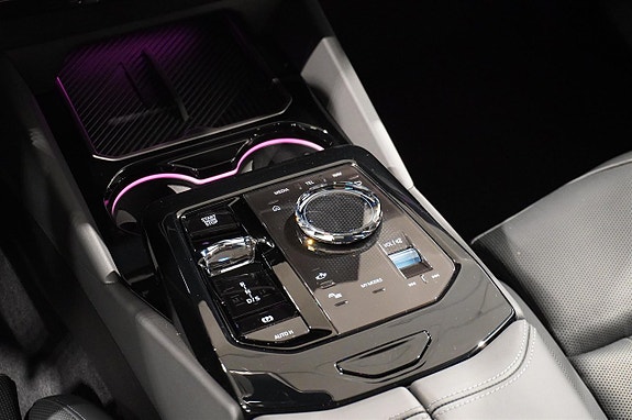BMW 550e 14 of 21