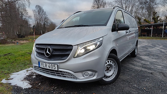 Mercedes-Benz Vito 114 2 of 11