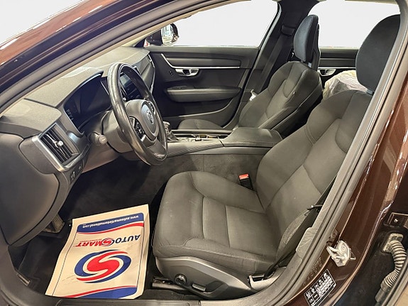 Volvo V90 Cross Country 9 of 15
