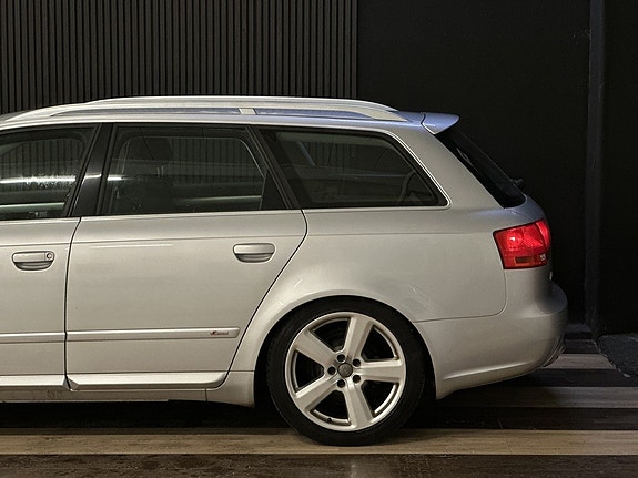 Audi A4 8 of 23