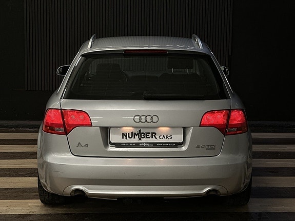 Audi A4 10 of 23