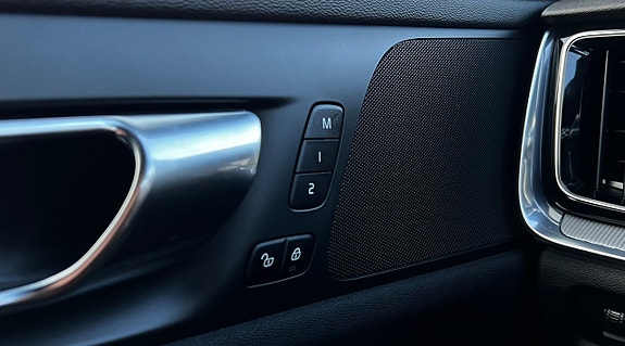 Volvo V60 24 of 29