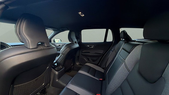 Volvo V60 12 of 29