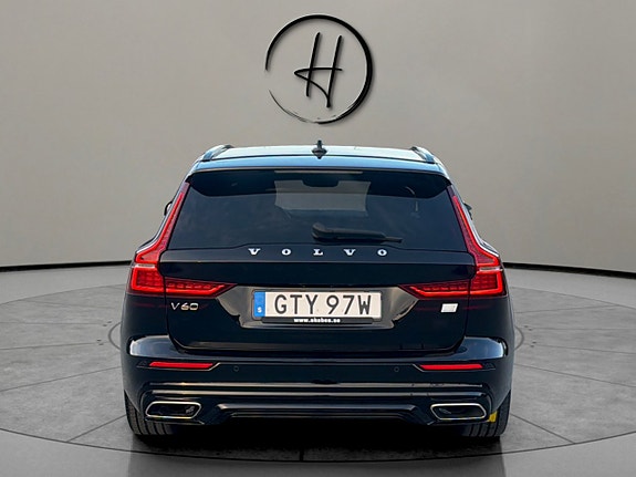 Volvo V60 4 of 29