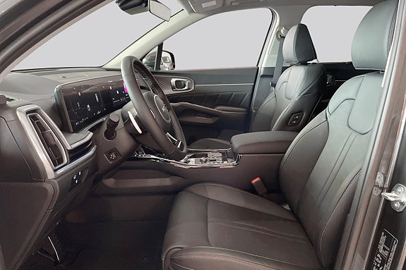 Kia Sorento 9 of 25