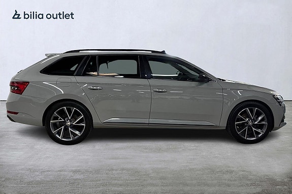 Skoda Superb 5 of 5