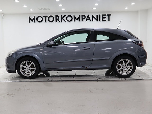 Opel Astra 3 of 5
