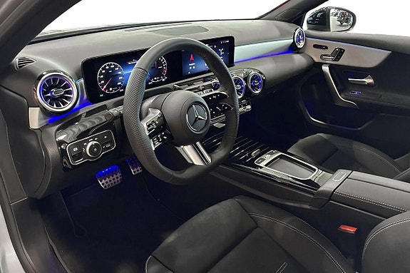 Mercedes-Benz A250 e 6 of 15