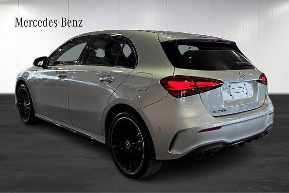 Mercedes-Benz A250 e 3 of 5