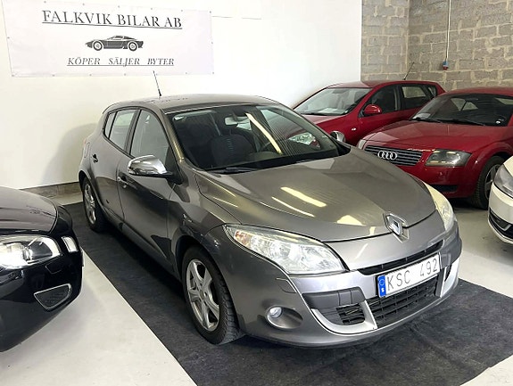 Renault Megane 2 of 18