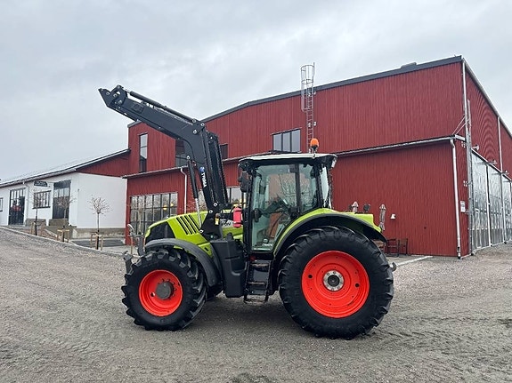 CLAAS Arion 650 Cmatic