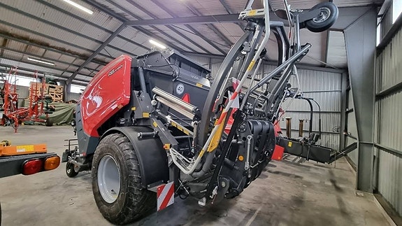 Massey Ferguson RB 4160V Protec 6 of 7