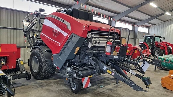 Massey Ferguson RB 4160V Protec