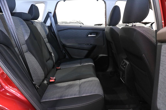 Nissan X-Trail 14 of 22
