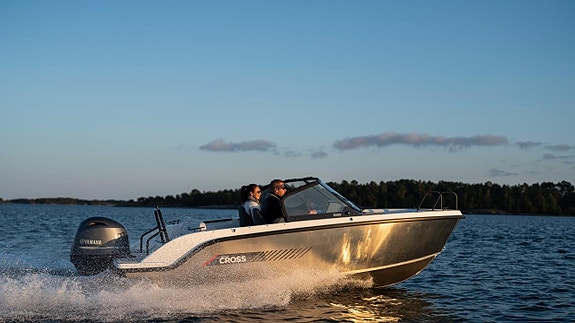 Yamarin Cross 55 BR - Yamaha F115 LB2 White PREMIÄRDEAL!