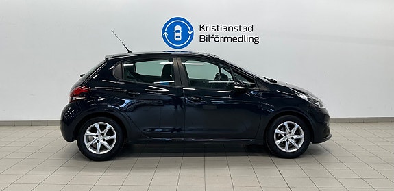 Peugeot 208 6 of 12