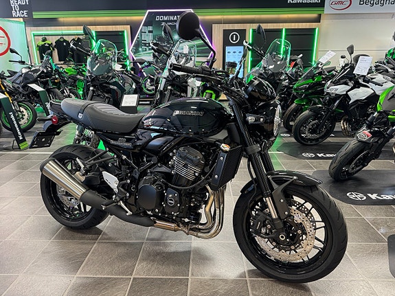 Kawasaki Z900RS Black Ball Edition