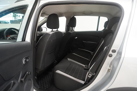 Dacia Sandero Stepway 8 of 12