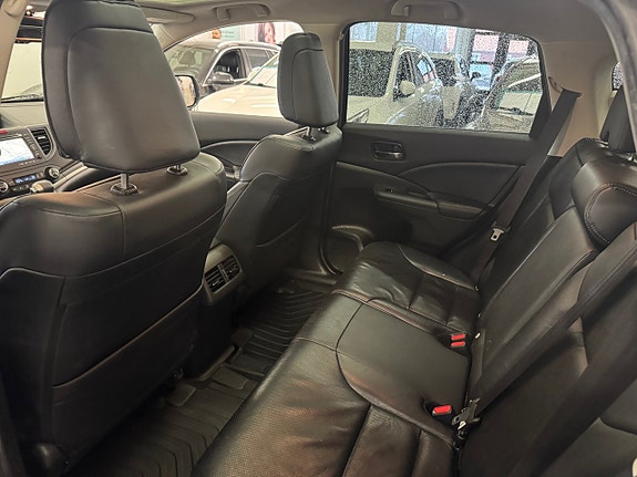 Honda CR-V 18 of 25