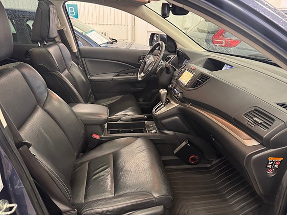 Honda CR-V 16 of 25