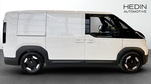 Kia PV5 4 of 12