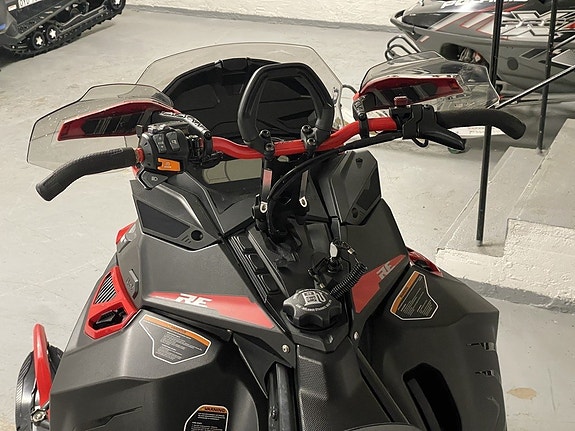 Lynx Xterrain RE 850 E-Tec -22 Sveg 5 of 6