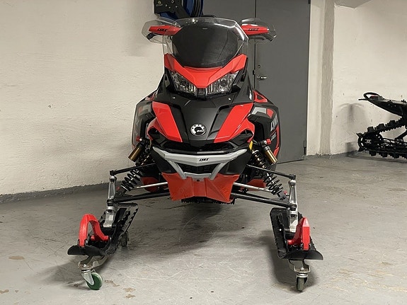 Lynx Xterrain RE 850 E-Tec -22 Sveg 2 of 6