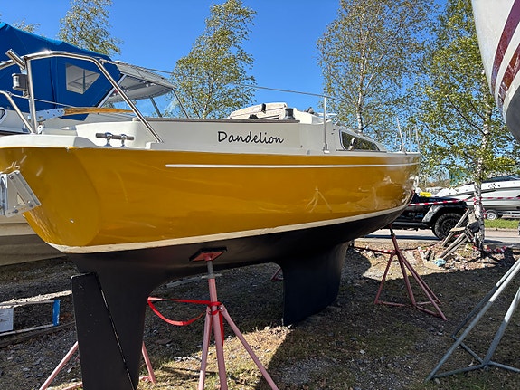 Hallberg-Rassy 24 Misil II – svensk kvalitetsklassiker i mycket fint skick 4 of 5