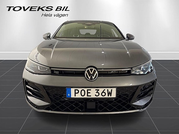 Volkswagen Passat 5 of 5