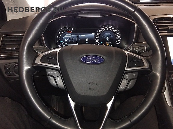 Ford Mondeo 11 of 17