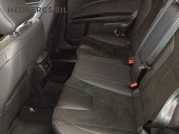 Ford Mondeo 8 of 17