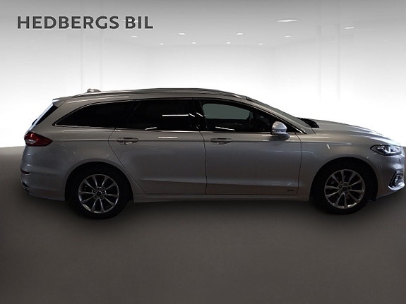 Ford Mondeo 2 of 17
