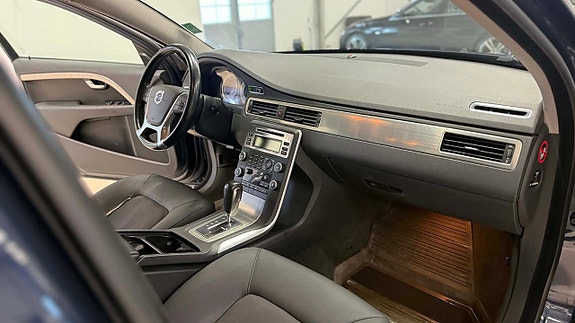 Volvo S80 10 of 19
