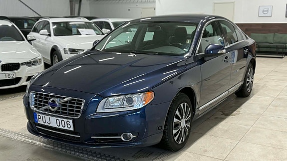 Volvo S80 3 of 19