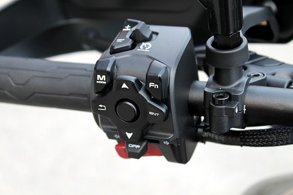 CFMOTO 800MT-X | HIGH | ADVENTURE MC 14 of 25