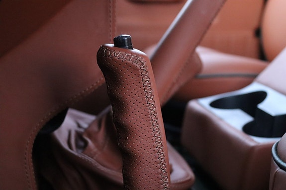 Land Rover Defender 110 26 of 27
