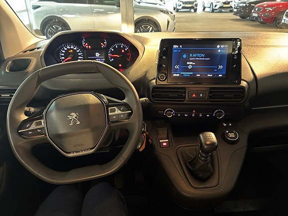 Peugeot Partner 13 of 18