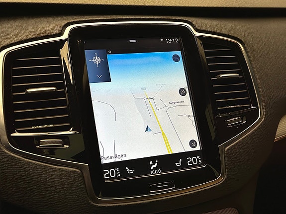Volvo XC90 29 of 30