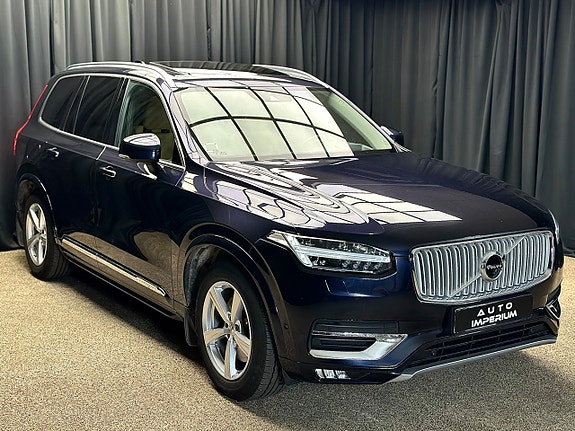 Volvo XC90 9 of 30