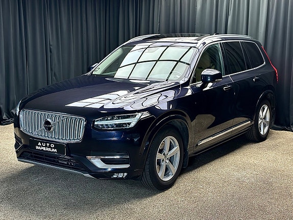 Volvo XC90 5 of 30