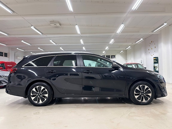 Kia Ceed 9 of 23