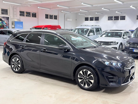 Kia Ceed 8 of 23